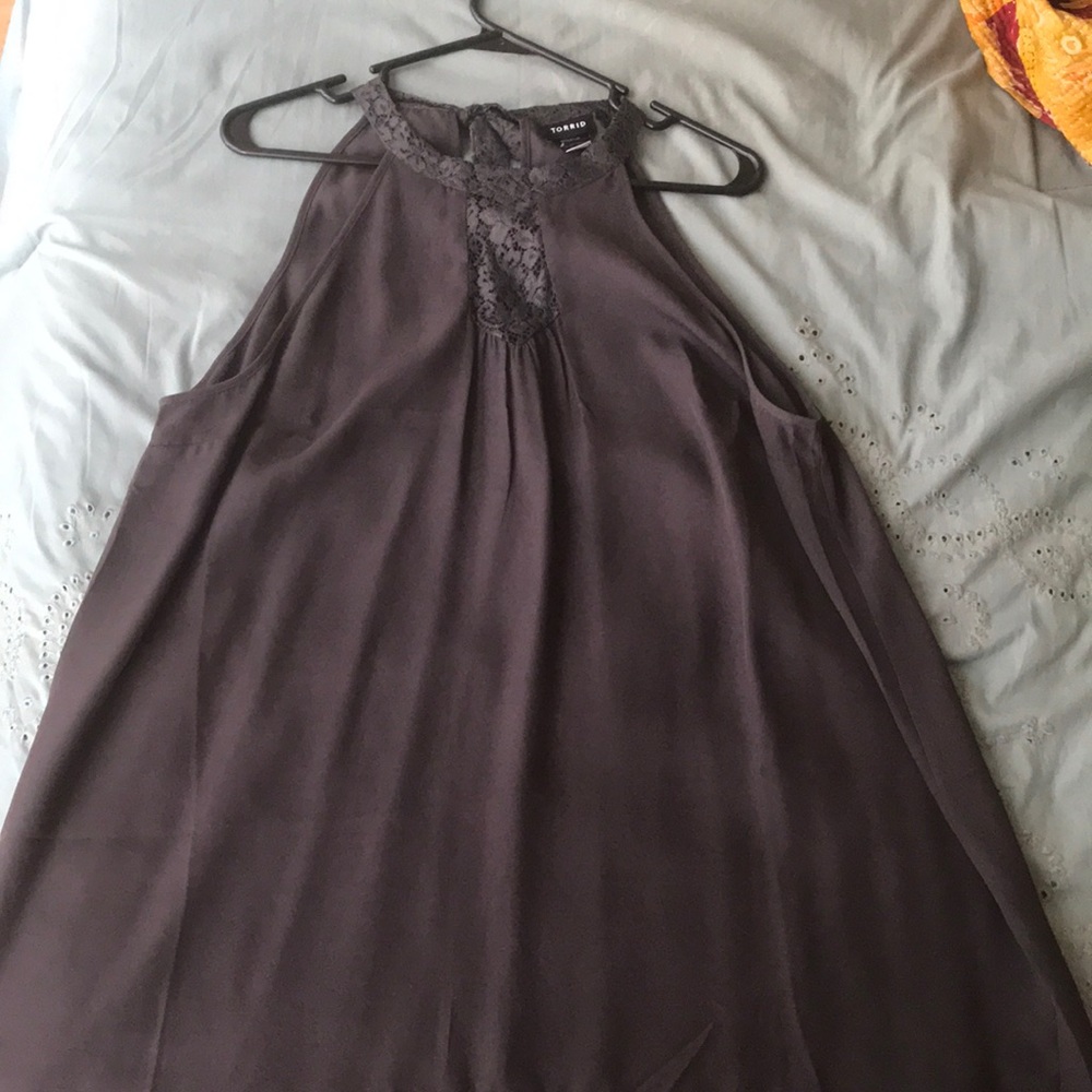 Torrid gray hi-low lace top